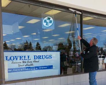 Able Window Cleaners is a residential home and commercial store window cleaning company In Oshawa, Durham Region, Ontario.